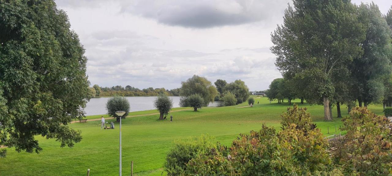 Sientjes Boetiekhotel Kerkdriel Bagian luar foto